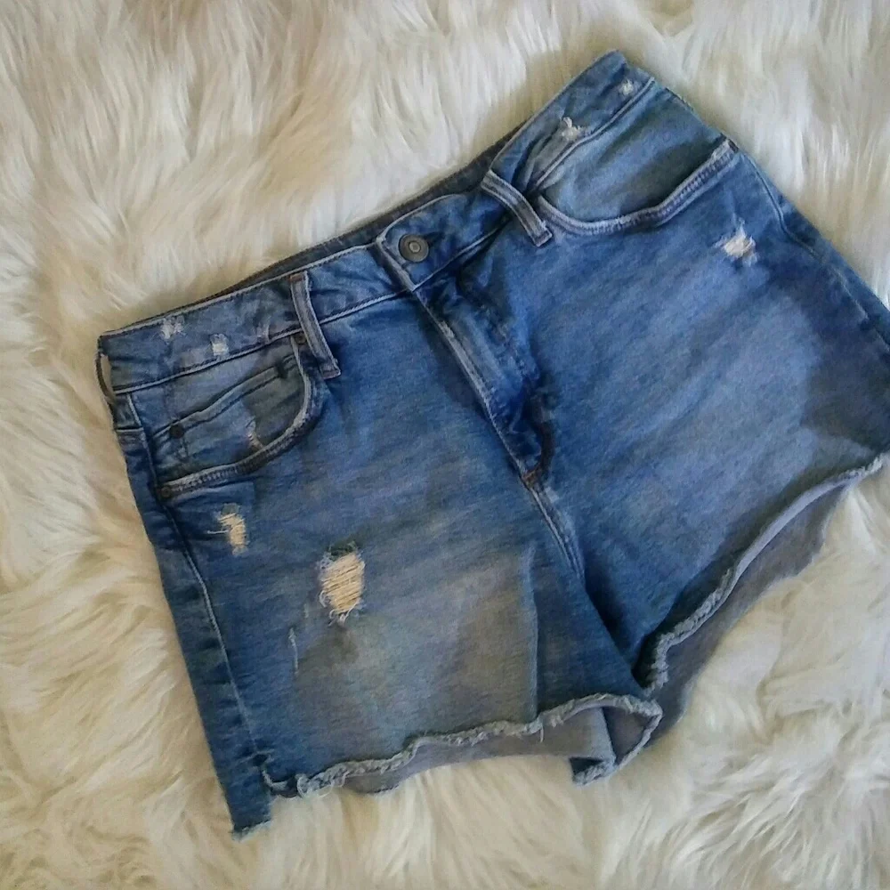 Mavi Distressed Denim Shorts Size 28 - Picture 9 of 9